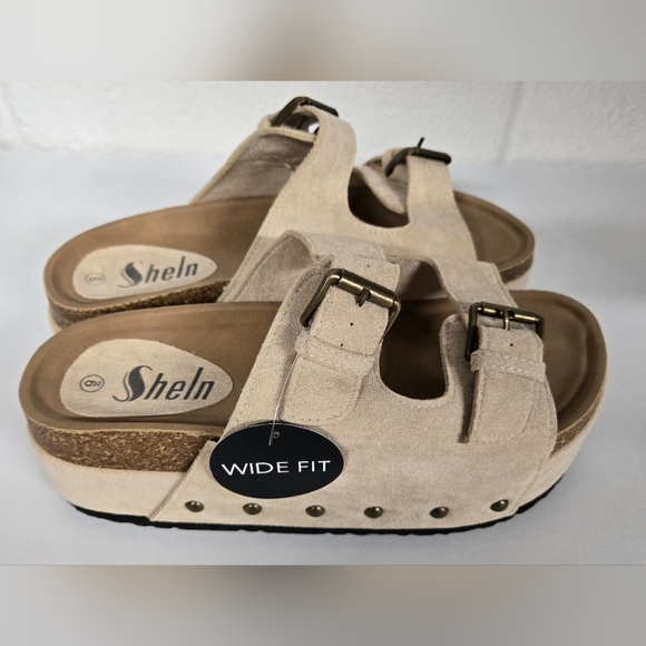 Sheln 9 Platform Sandals Studded Feels Like Suede Buckle Closure Tan New - Picture 1 of 6